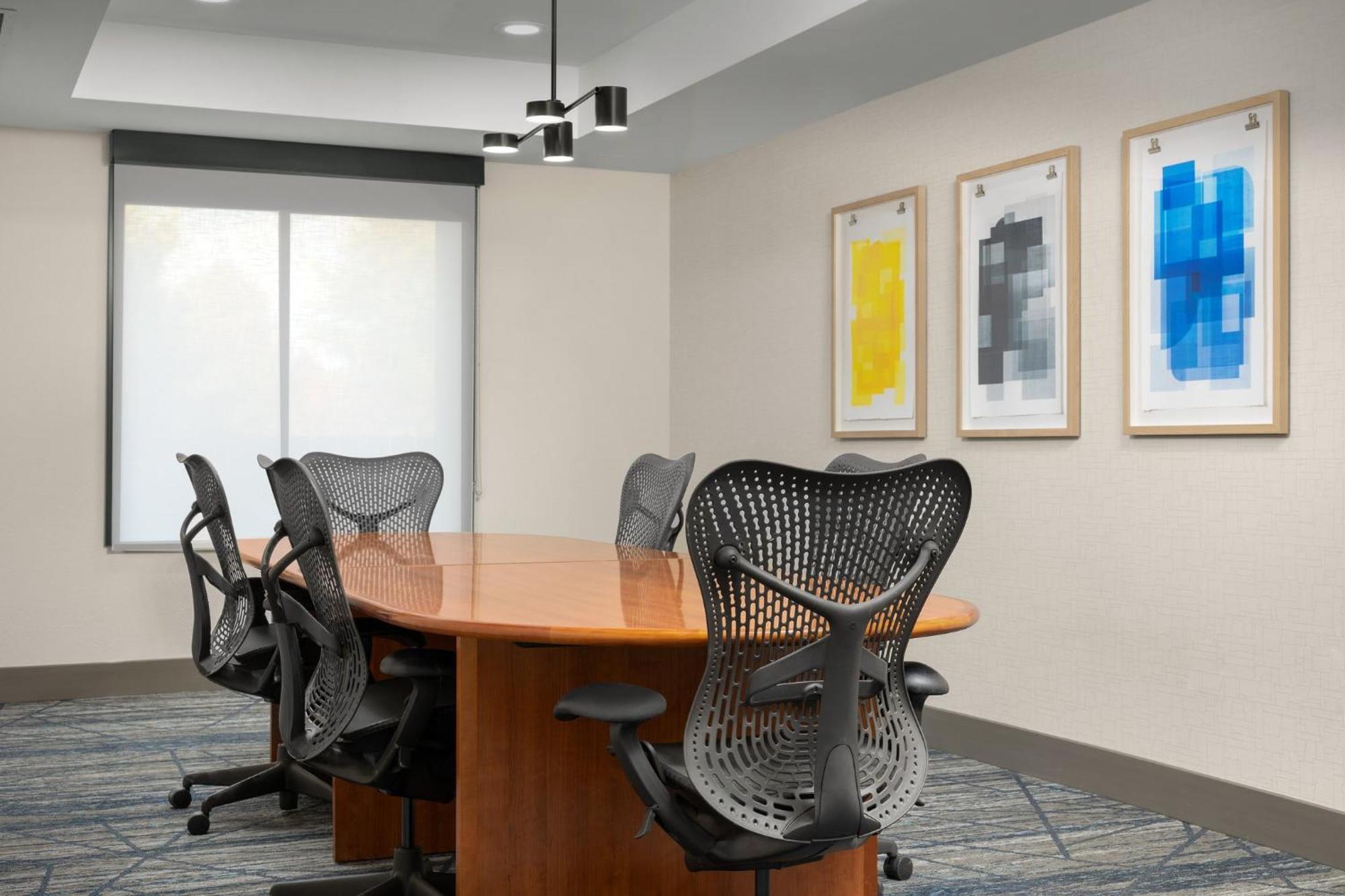 Holiday Inn Express Hotel & Suites Greensboro - Airport Area By Ihg Exteriér fotografie