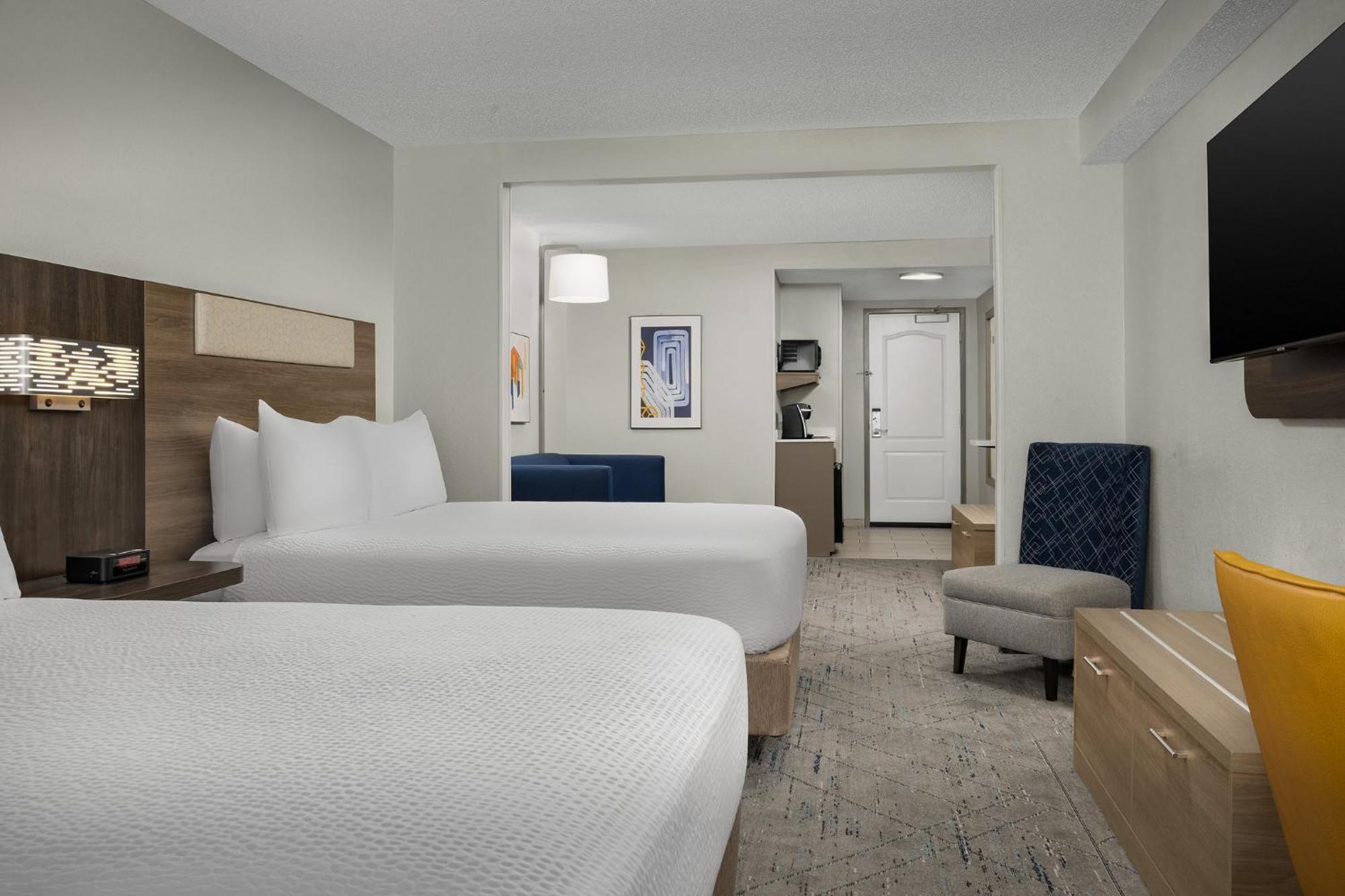 Holiday Inn Express Hotel & Suites Greensboro - Airport Area By Ihg Exteriér fotografie