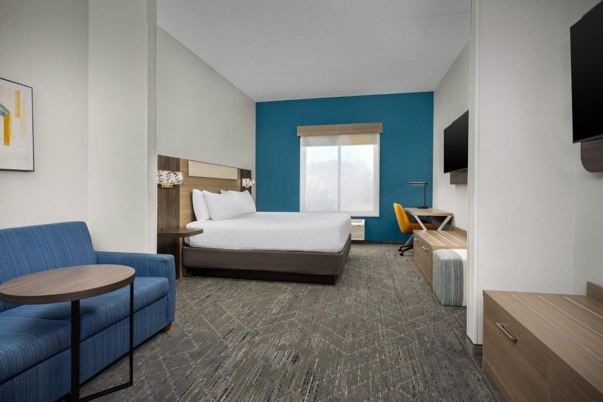 Holiday Inn Express Hotel & Suites Greensboro - Airport Area By Ihg Exteriér fotografie