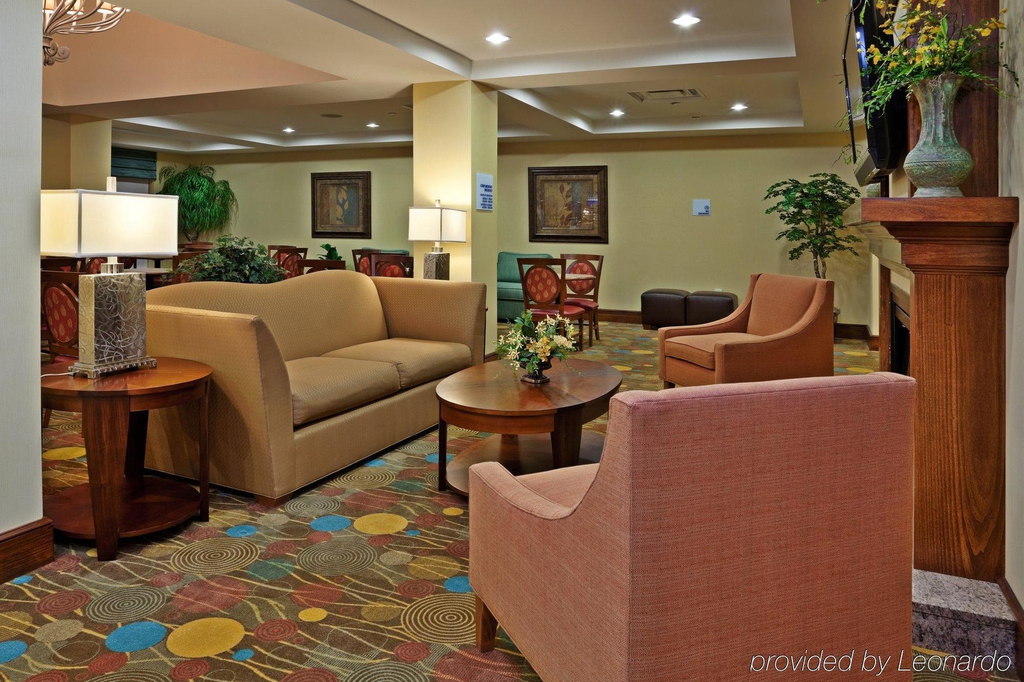 Holiday Inn Express Hotel & Suites Greensboro - Airport Area By Ihg Exteriér fotografie