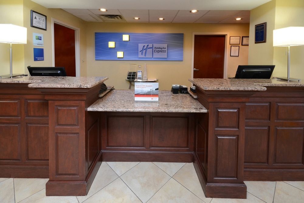 Holiday Inn Express Hotel & Suites Greensboro - Airport Area By Ihg Exteriér fotografie